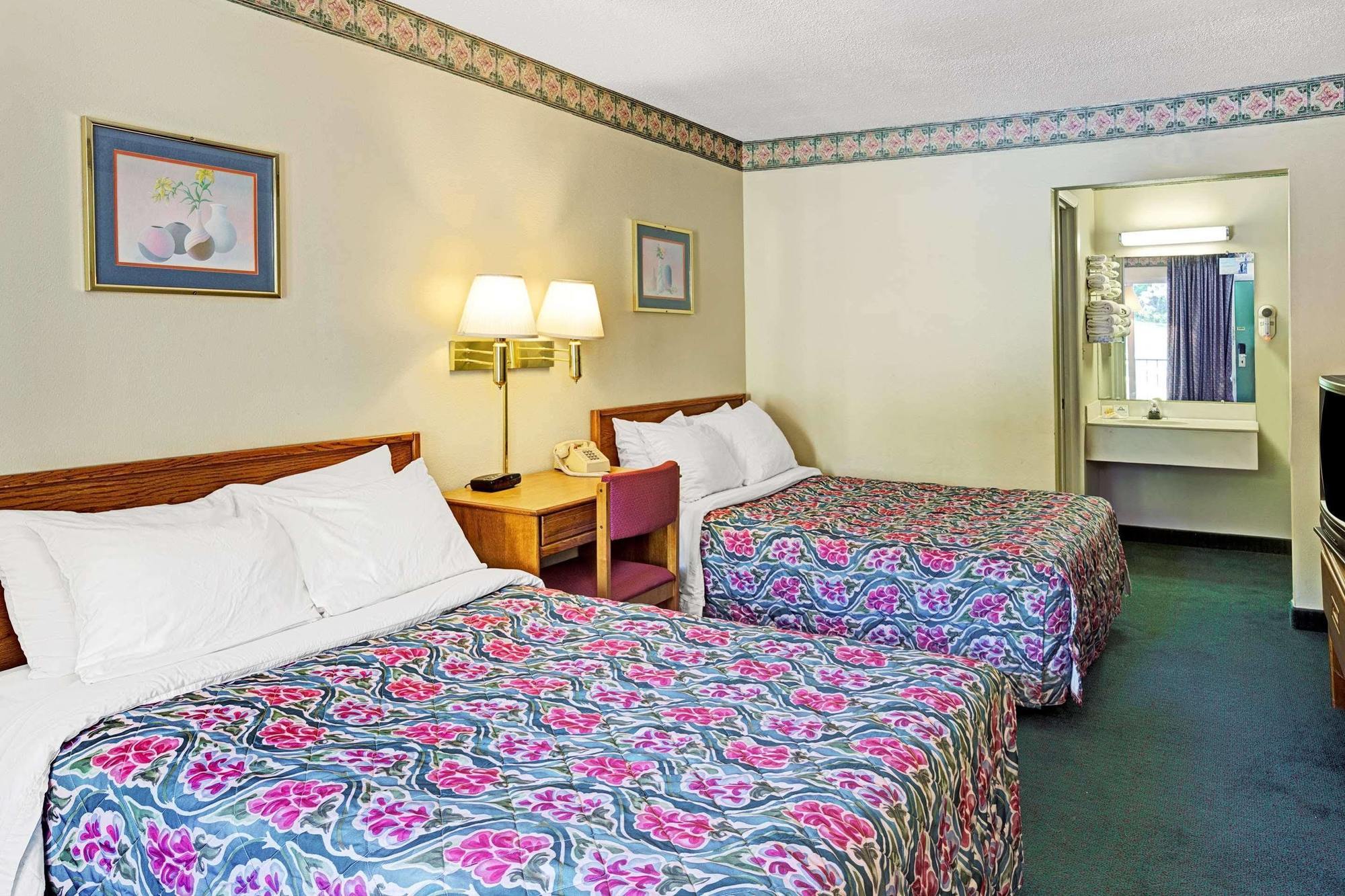 Days Inn By Wyndham Jellico - Tennessee State Line Exteriér fotografie